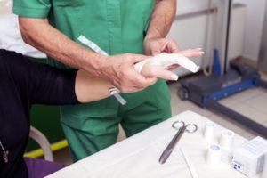 Fractured finger compensation personal injury claims payouts for a fractured finger