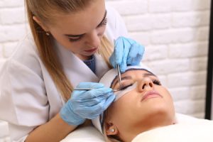 Allergic reaction to eyelash extensions / eyelash extensions allergic reaction claims